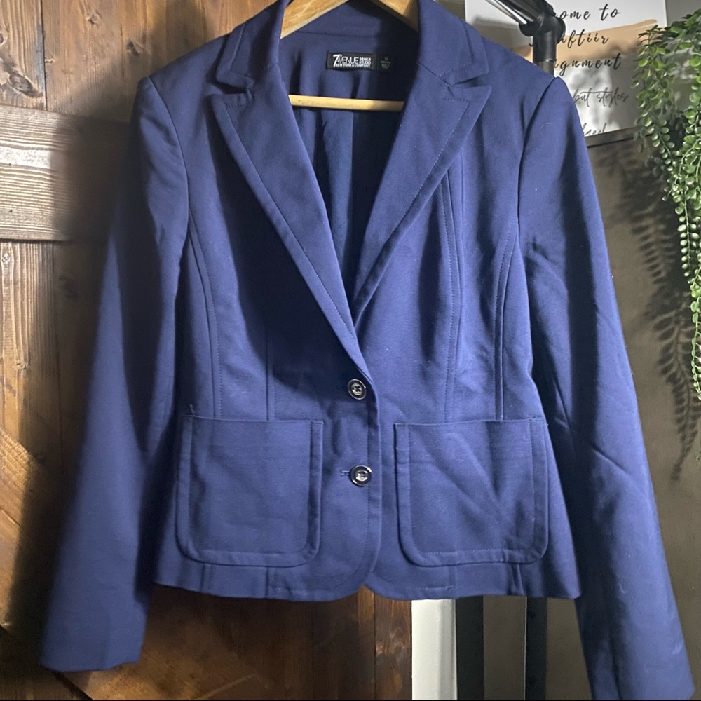 Blues Women’s Blazer 💙